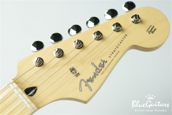 Made in Japan Hybrid II Stratocaster - Modena Red